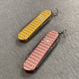 Victorinox Classic Precious Alox